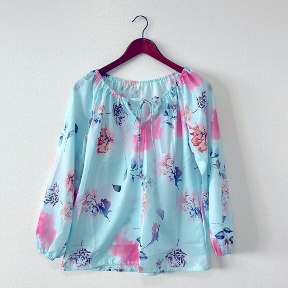 Unbranded floral blouse
